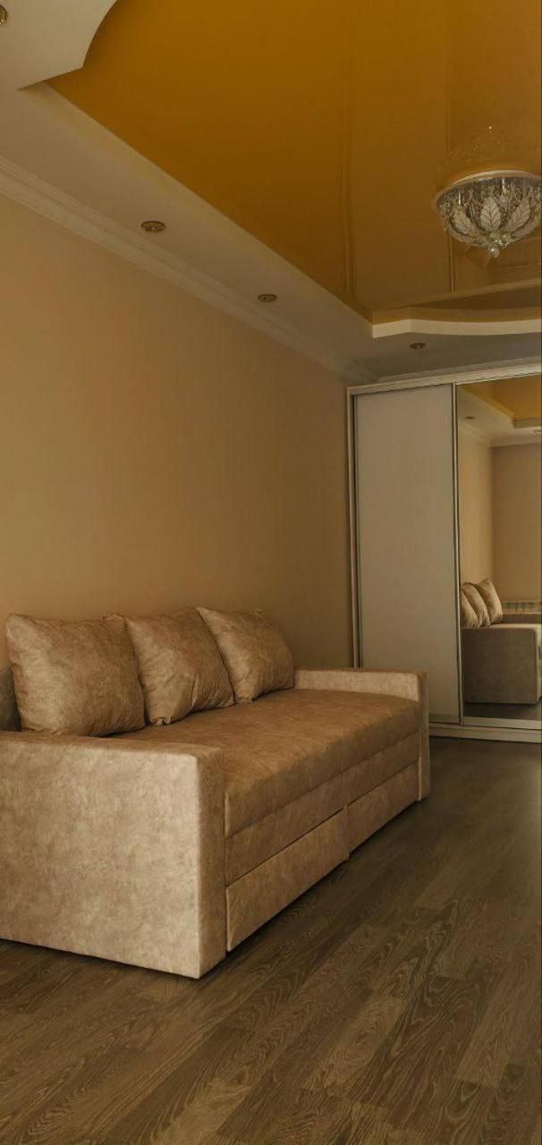 Atlant Luxury Family Apart Поряд З Тц Депот, Безконтактне Заселення Chernivtsi Exterior photo