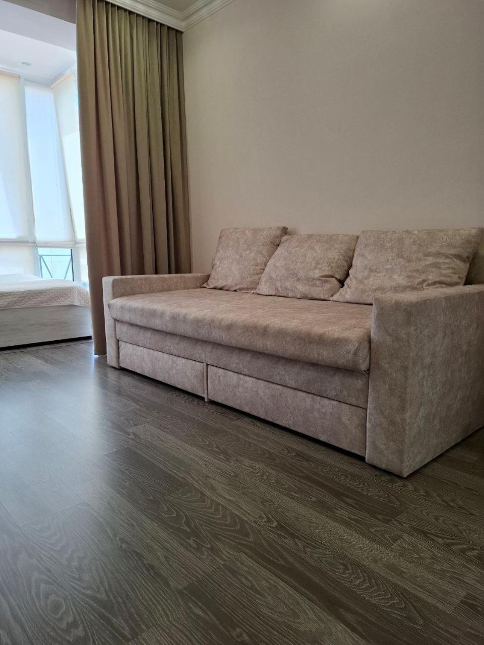 Atlant Luxury Family Apart Поряд З Тц Депот, Безконтактне Заселення Chernivtsi Exterior photo